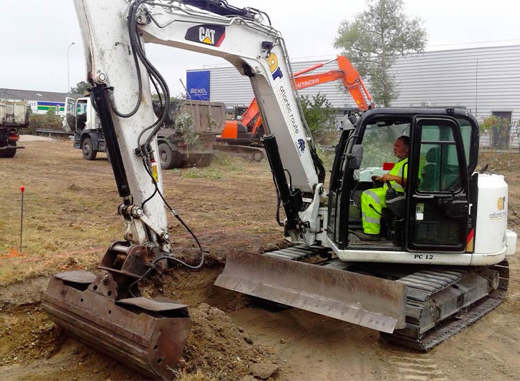 chantier hilti travaux de terrassement par Atlantic Route