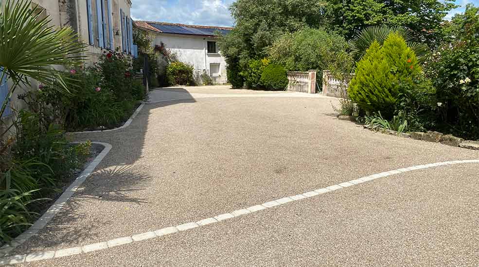Aménagements extérieurs, maison à Saint Sever de Saintonge (17)